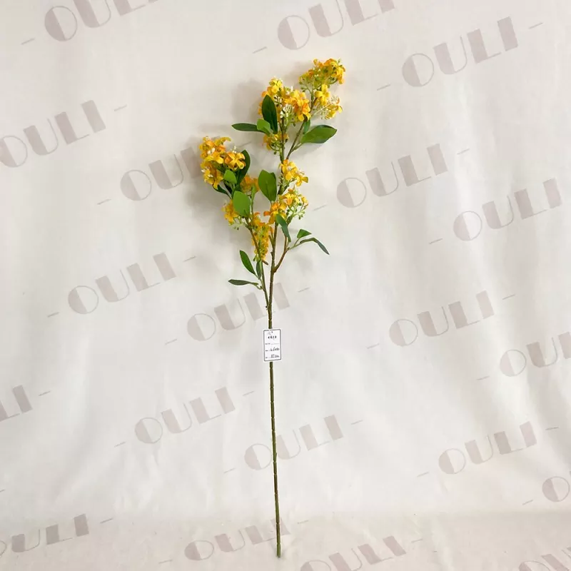 Konstgjorda orange blommor
