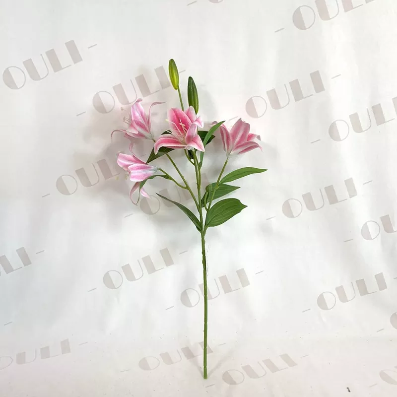 Konstgjorda tigerliljblommor