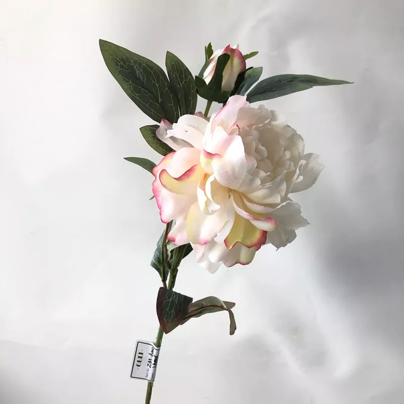 Elegant faux pionblomningar