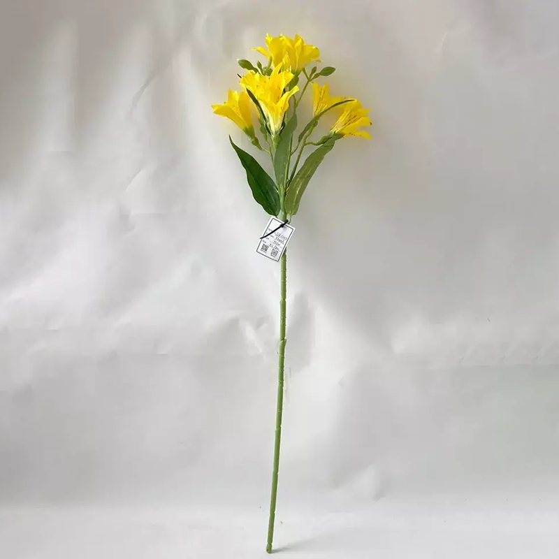 Silk Artificial Lily Flower