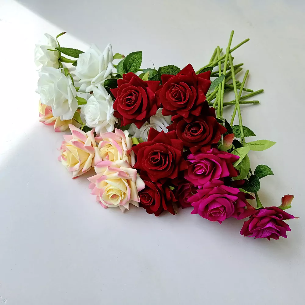 Sammet rose sidenblommor